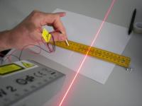 Test con emettitore laser a striscia